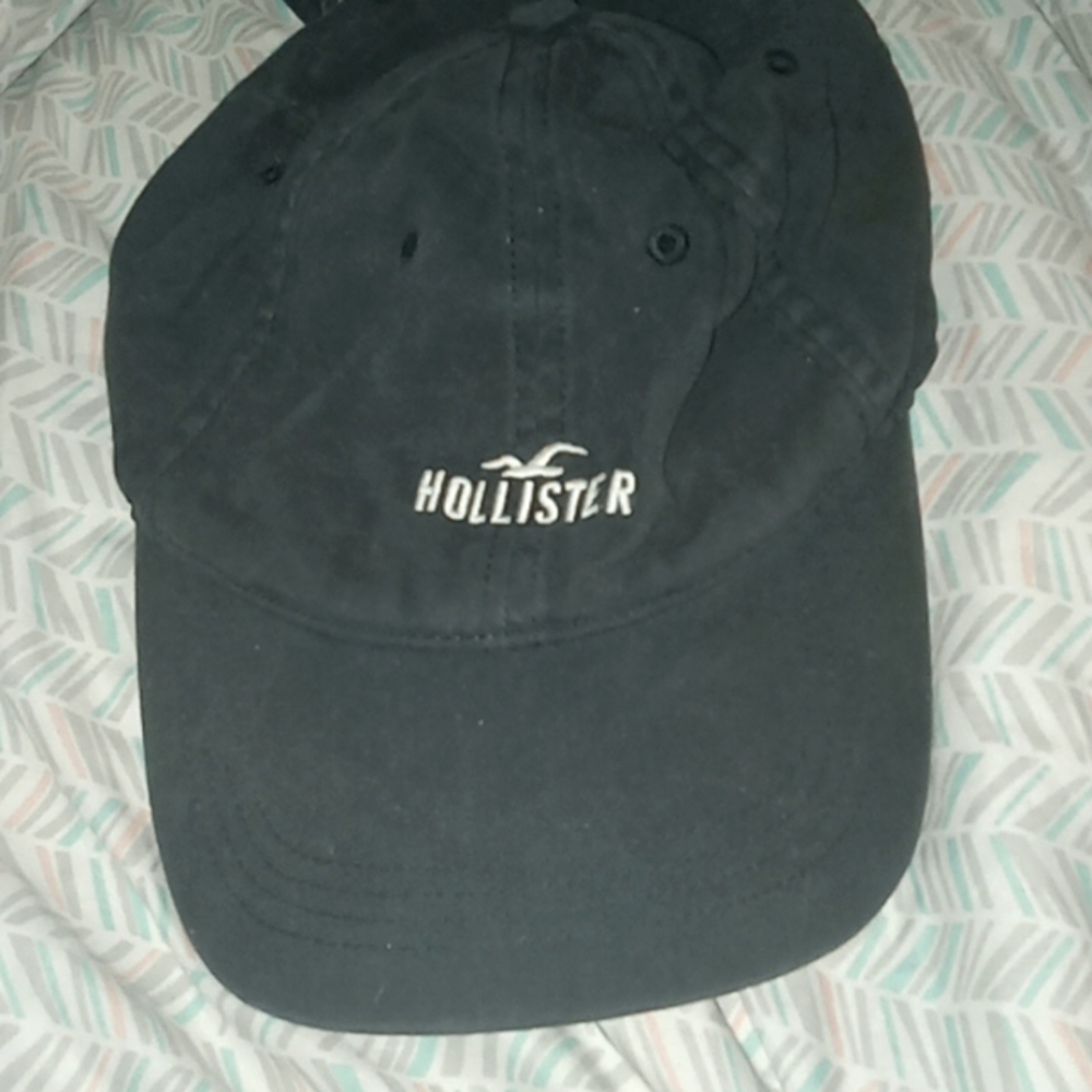 Hollister cap